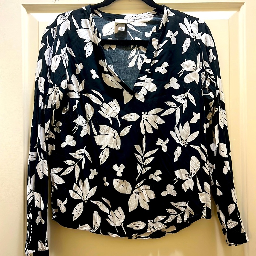 A New Day black and white floral blouse.